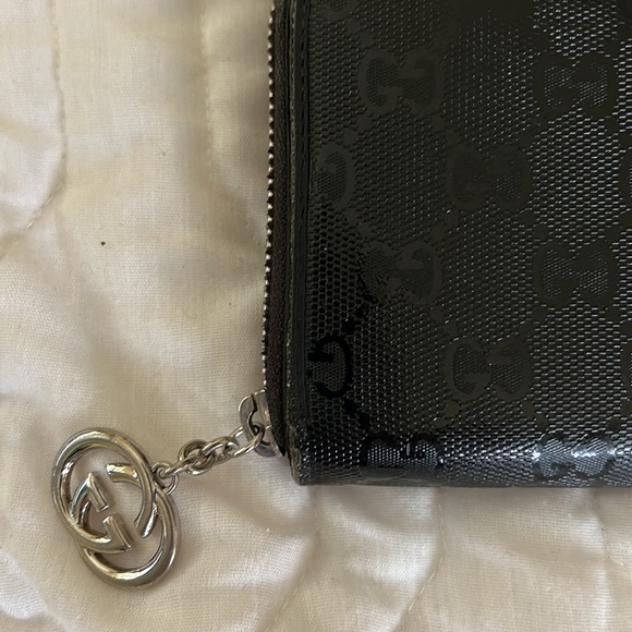 🚨 ZIPPER LINE IS OFF TRACK AND NOT FUNCTIONING PROPERLY🚨 - Picture 2 of 13